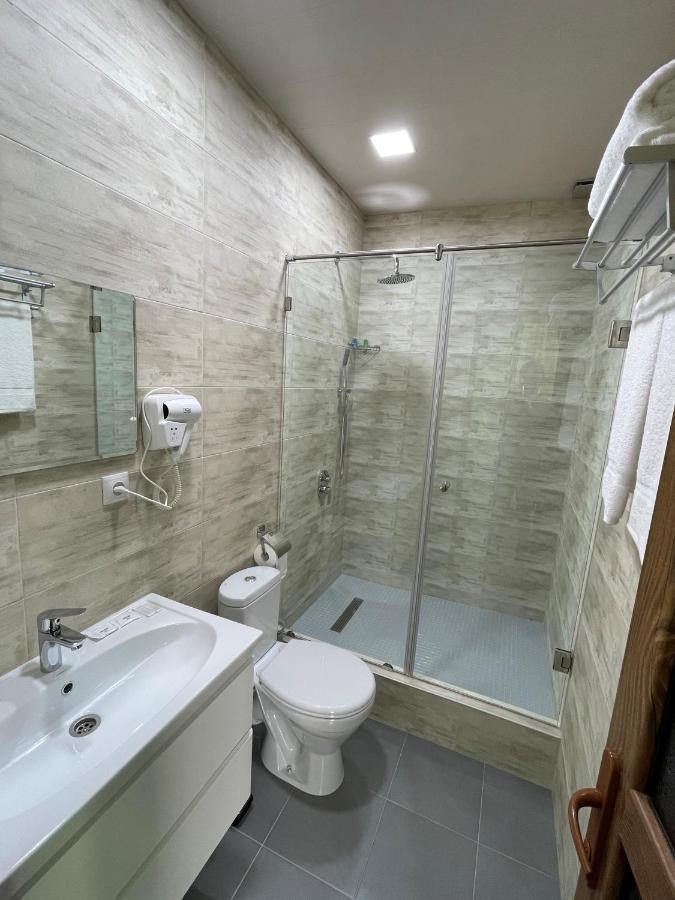 Central Hotel 기우므리 외부 사진